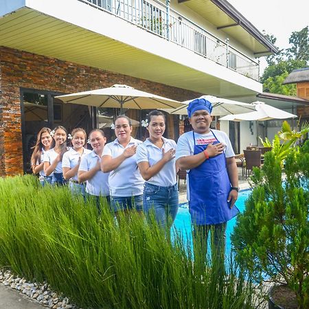 Blue Moon Inn Dauis Zewnętrze zdjęcie