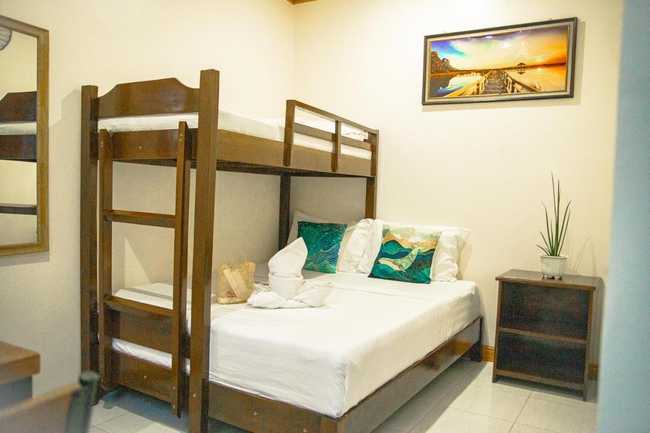 Blue Moon Inn Dauis Zewnętrze zdjęcie