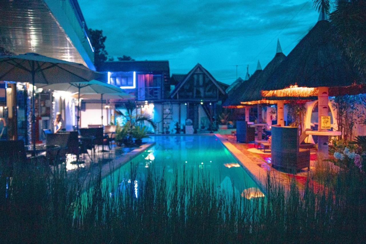 Blue Moon Inn Dauis Zewnętrze zdjęcie
