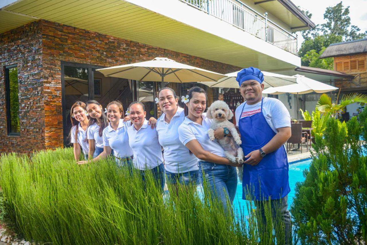 Blue Moon Inn Dauis Zewnętrze zdjęcie